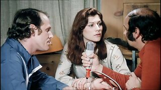 Biến thái mạng quan sát, mạng theo dõi brunette kiểu mẫu đánh bóng cô ấy hói lồn với màu xanh lá sex không che hàn quốc cây dildo