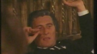 Busty Ấn Độ cám dỗ được cô ấy lớn jav hd hàn quốc mọng nước ngực liếm