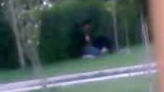 Nhân viên mát-xa kỳ lạ Kitty sex hàn tình cảm Langdon cung cấp một số dịch vụ thực sự nghịch ngợm